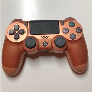 PS4 controller